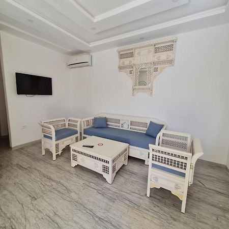 Musk De Djerba Suite Aziz Avec Piscine Temlale Extérieur photo